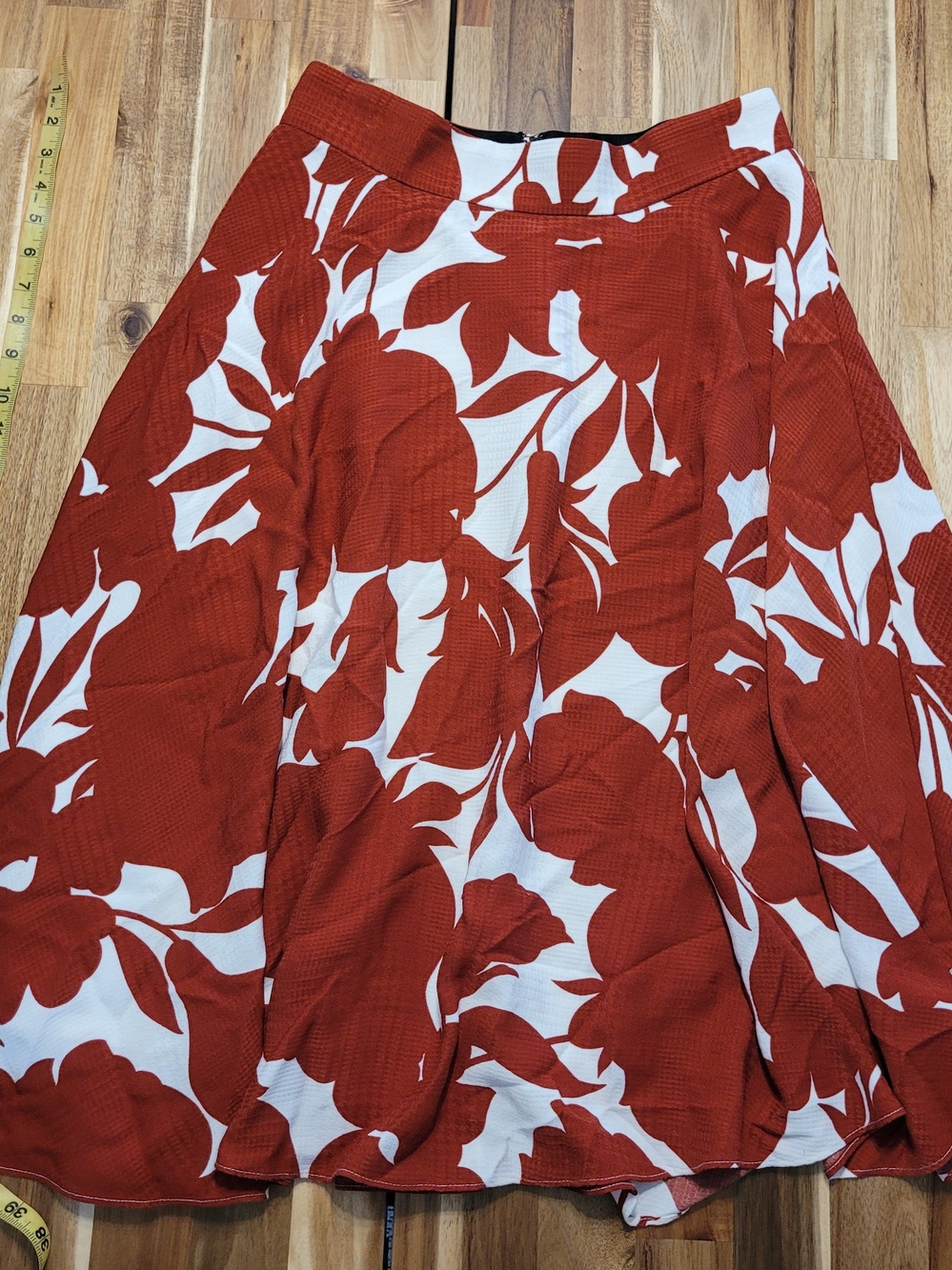 Ann Taylor Rust and White Floral Circle Skirt